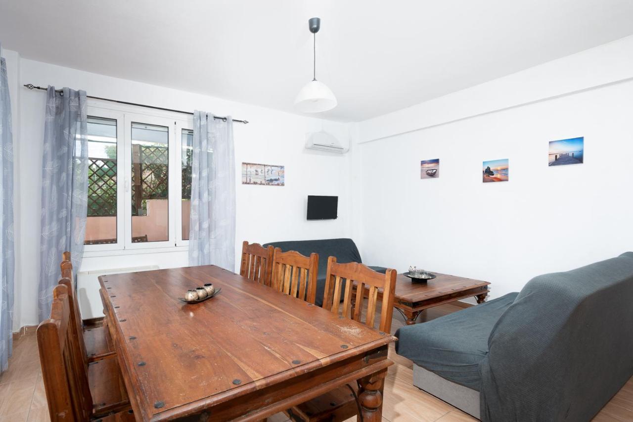 Mtc-D Apartments By The Sea And Airport Pórto Ráfti 외부 사진