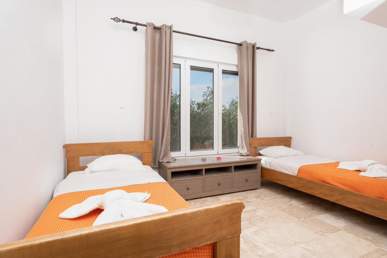 Mtc-D Apartments By The Sea And Airport Pórto Ráfti 외부 사진
