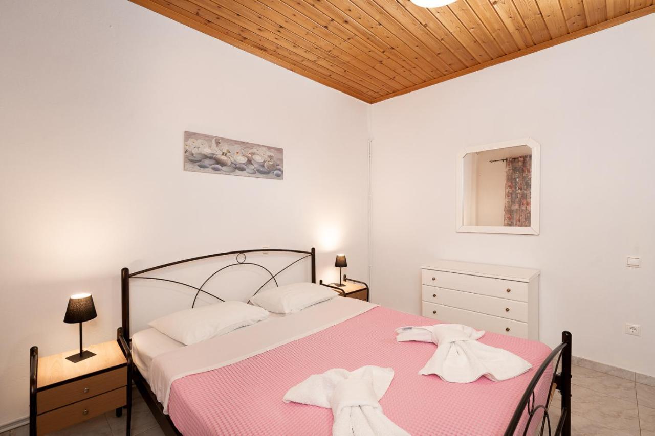Mtc-D Apartments By The Sea And Airport Pórto Ráfti 외부 사진