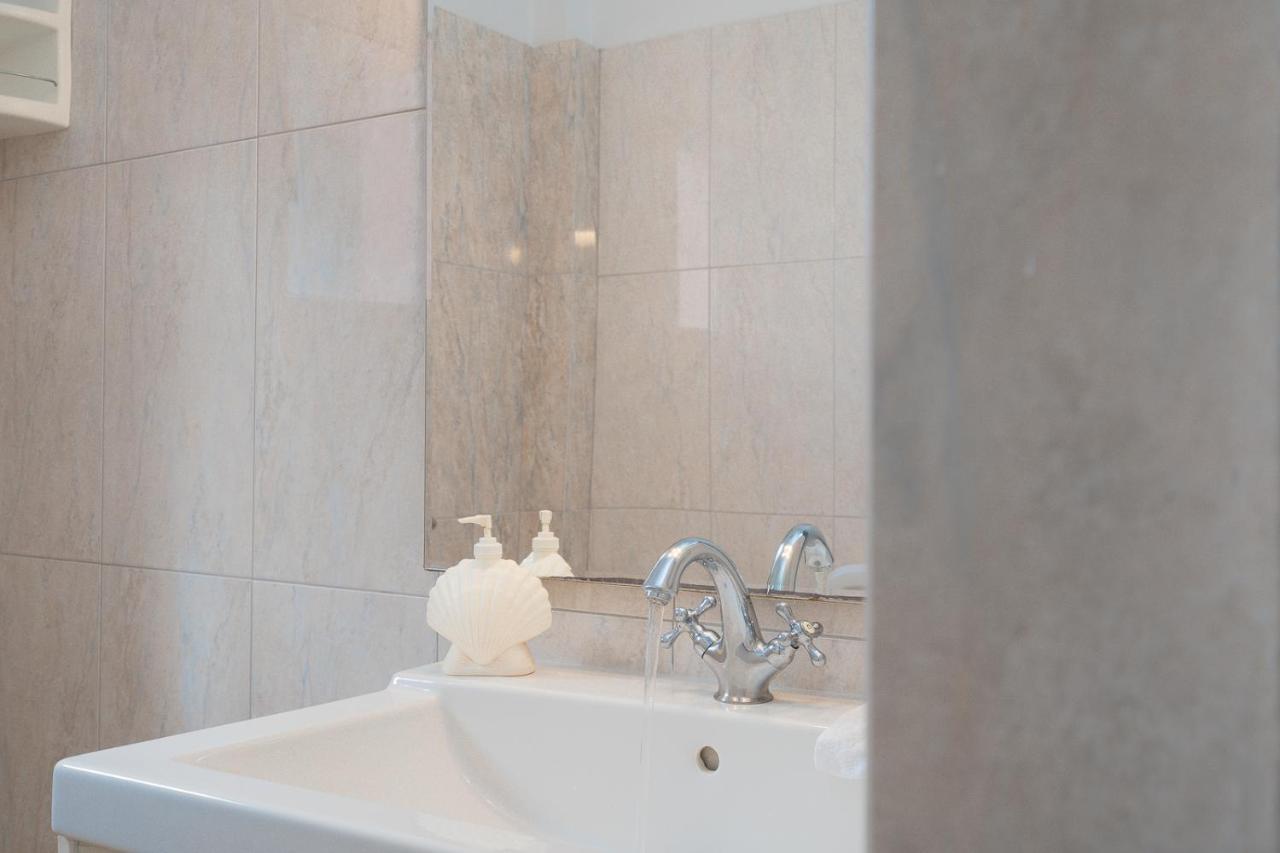 Mtc-D Apartments By The Sea And Airport Pórto Ráfti 외부 사진